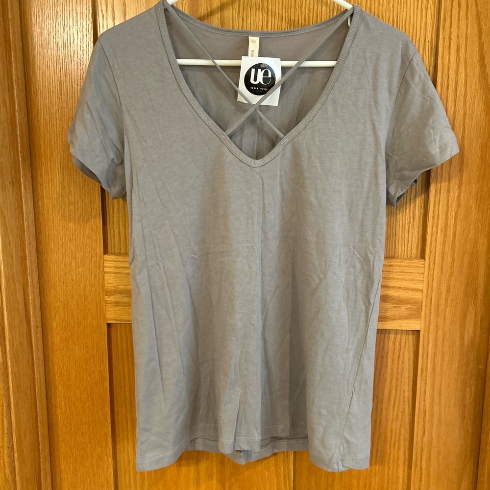NWT Gray Crisscross T-Shirt from Urban Escape Boutique by Wishlist Size M